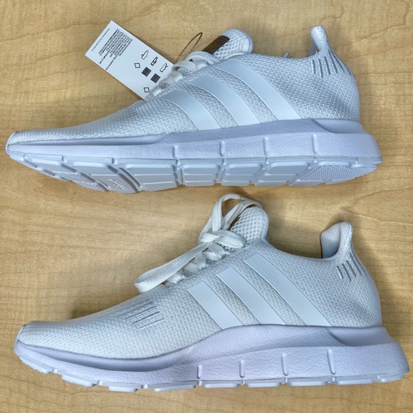 NEW Adidas Women’s Swift Run Shoes - Picture 7 of 12